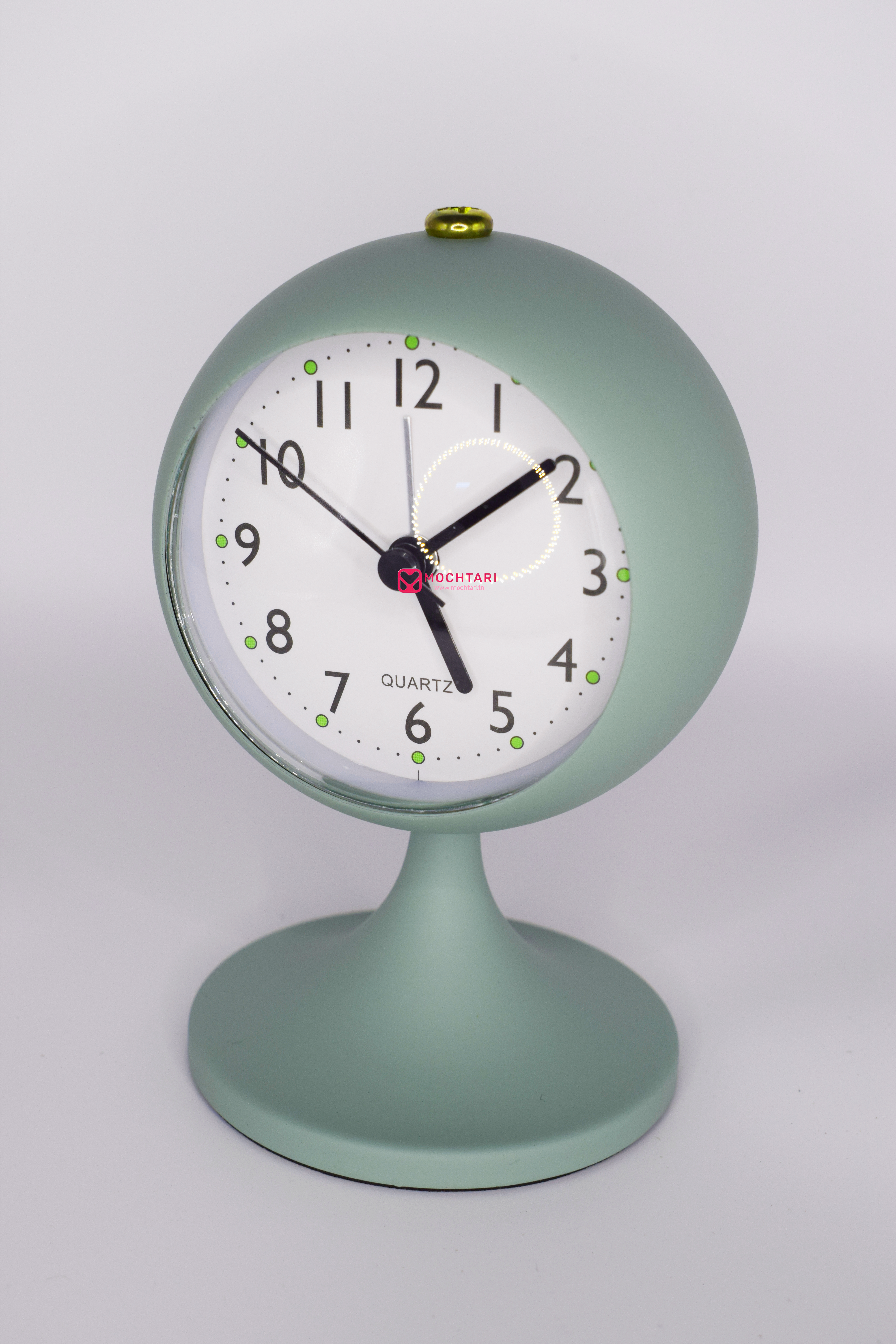 Montre Élégante avec Alarme – Design Moderne pour Bureau et Maison